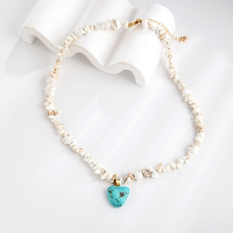 Wholesale Irregular Crushed Stone Beaded Heart Turquoise Necklace